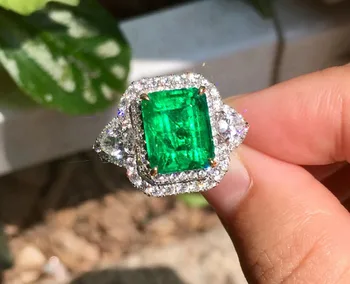 9K Zlatý prsteň Lab Vytvorili 2ct Emerald a Moissanite Diamantový Prsteň S vnútroštátne osvedčenie Em-006