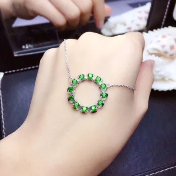 Prírodné zelené diopside gem Náhrdelník Prírodný drahokam Prívesok Náhrdelník S925 sliver, Elegantné, krásne kruh, kolo Dievča, darček Šperky